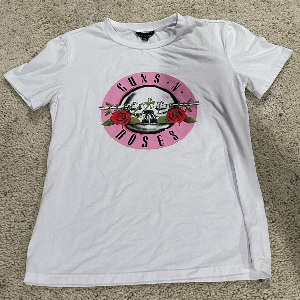 Band graphic tee, size medium